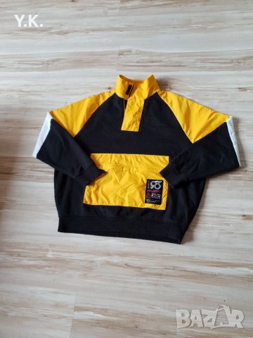 Оригинално мъжко горнище Hugo Boss, снимка 2 - Спортни дрехи, екипи - 40201422