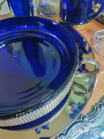 Фруктиера в изящeн  кобалтово син цвят с метална посребрена стойка., снимка 7 - Чинии - 49030782