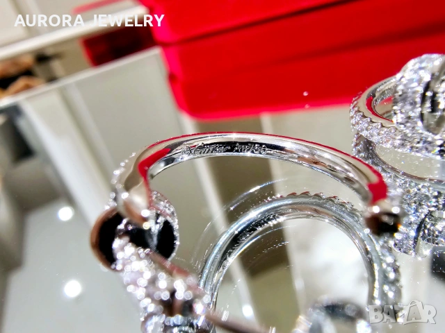 CARTIER Nail Juste un Clou Hoop Silver Diamonds Дамски Обеци Пирон, снимка 9 - Обеци - 53148810