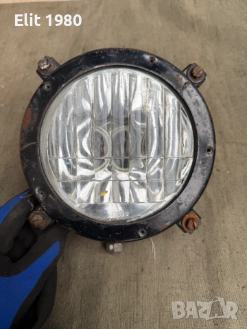 Продавам танков боен фар 