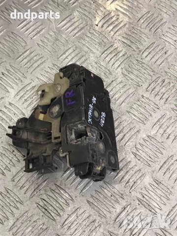 Предна дясна брава Skoda Octavia 1999г.