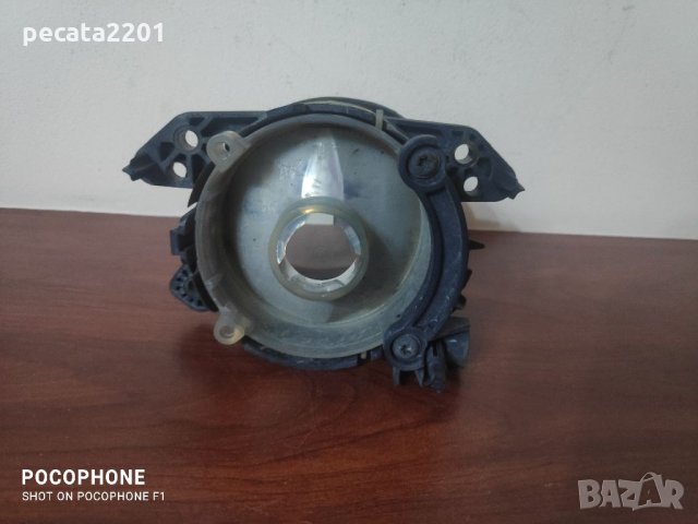 Продавам - оригинален десен халоген за Мерцедес, снимка 2 - Части - 34895220