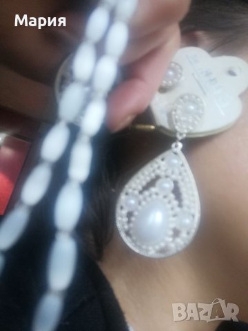 🆕 НОВИ Бели перлени обеци с винтчета, снимка 7 - Обеци - 39952511