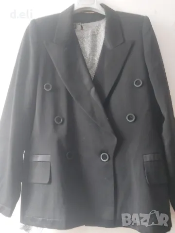 ESCADA Original Size L 100% Вълна Уникален блейзър , снимка 4 - Сака - 47705358