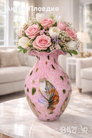 Ръчно изработена стъклена ваза в розово
