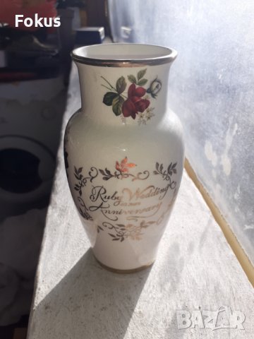 Английски порцелан вазичка позлата роза маркировка, снимка 3 - Антикварни и старинни предмети - 43542457