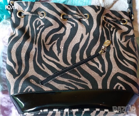 Дамска чанта, снимка 2 - Чанти - 36896078