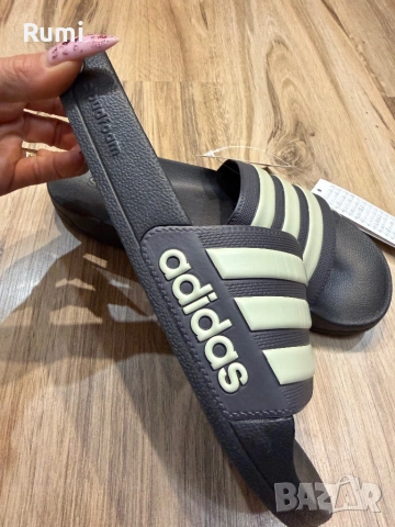 Чисто нови оригинални чехли adidas Adilette Shower! 42,43 н