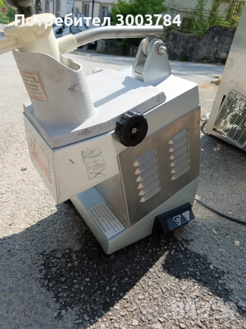 Зеленчукорезачка , снимка 3 - Обзавеждане на кухня - 51700186