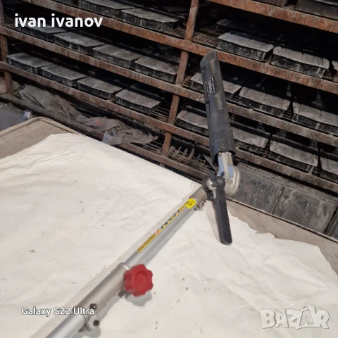 Мощен Тример Храсторез, снимка 2 - Градинска техника - 50819493