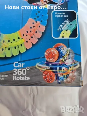 Светеща в тъмното сменяема състезателна  писта,гъвкав комплект от 60 части за състезателни коли, снимка 4 - Електрически играчки - 49222351