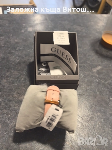 Дамски часовник Guess, снимка 6 - Луксозни - 52093806