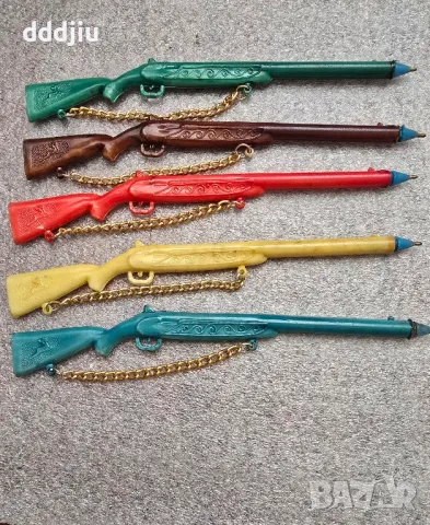 Стари детски химикалки от Соца 