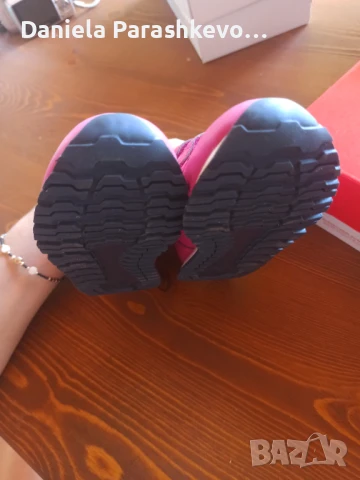 Neu Balance маратонки 26н за момиче, снимка 4 - Детски маратонки - 51194013