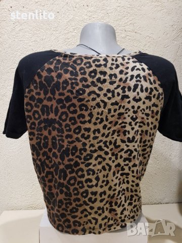 Дамска блузка леопардов принт размер М, снимка 3 - Тениски - 36622384