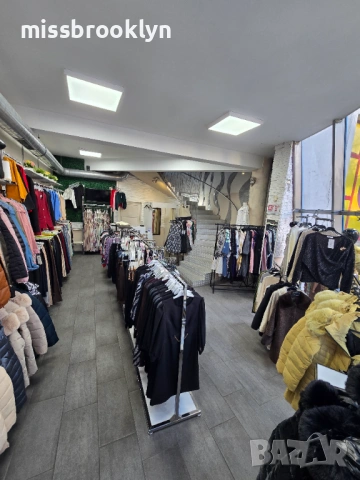 Продава се бизнес - работещ магазин за дамско облекло + налична стока, снимка 2 - Оборудване за магазин - 53111319