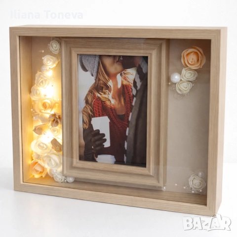 Персонализирана бежова 3Д рамка с LED – уникален подарък