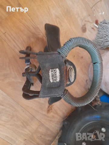 Продавам  задна седалка  , снимка 1