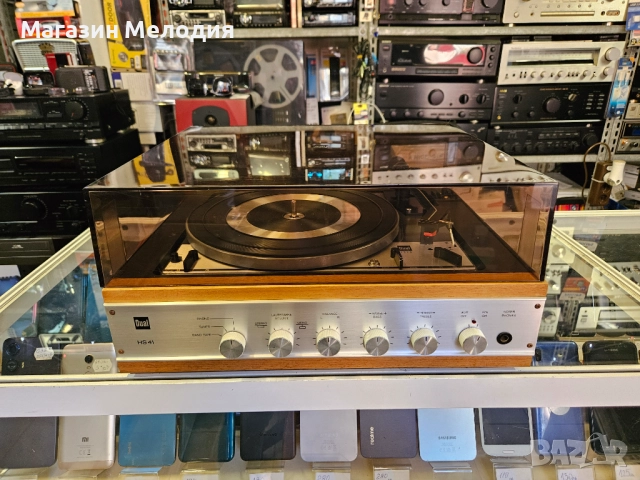 Грамофон DUAL HS 41 Профилактиран, с нова игла. В отлично състояние.