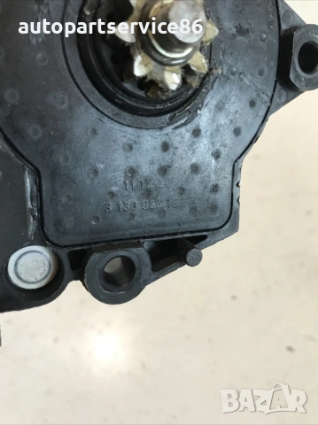 Мотор за задно дясно стъкло на врата за KIA Cerato 1.5 CRDi (2004), снимка 3 - Части - 53255817