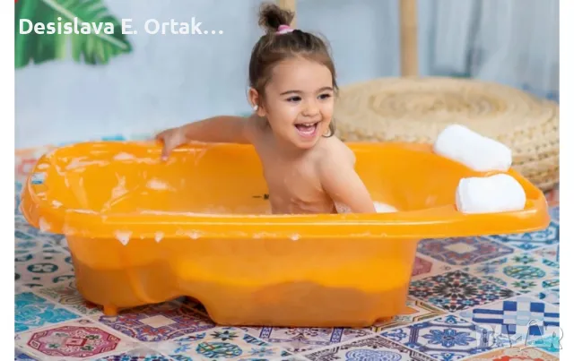 Бебешка анатомична вана със стойка Lorelli, оранжева, снимка 2 - За банята - 47422153