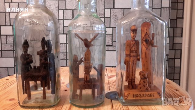 Три броя стъклени шишета със интересни фигури  30лв за брой , снимка 2 - Декорация за дома - 35115258