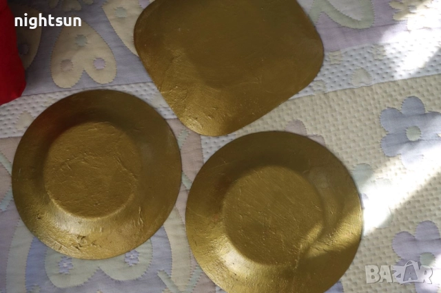 Три декоративни коледни чинии, ръчна изработка с декупаж, снимка 2 - Декорация за дома - 52321580