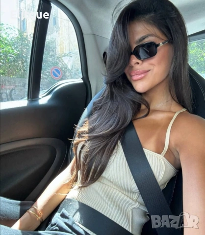 висококачествени очила с черен обикновен калъф и ув защита miu miu , снимка 2 - Слънчеви и диоптрични очила - 53461334