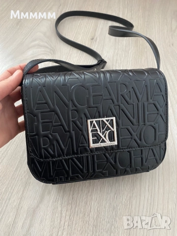 Дамска чанта Armani, снимка 2 - Чанти - 52577410