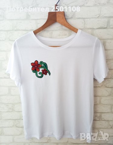 Тениска с емблема цвете , снимка 2 - Тениски - 43382996