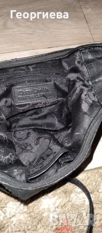 Дамска чанта, снимка 4 - Чанти - 38751546