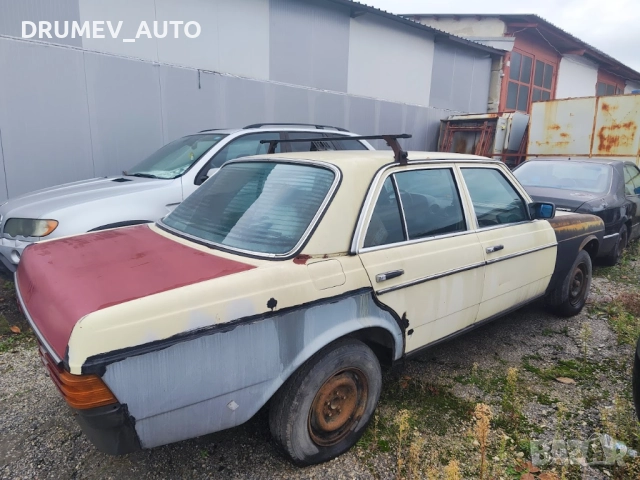 Продавам Mercedes 123 -2.4 Diesel, снимка 3 - Автомобили и джипове - 52452601