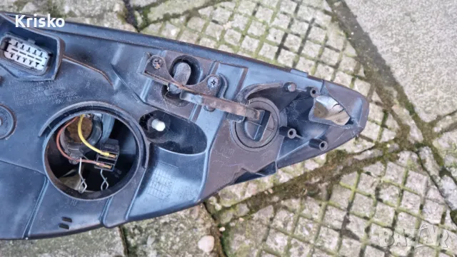 Фар за Опел, снимка 2 - Части - 49378531