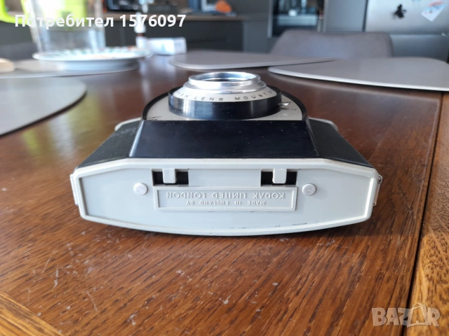 Фотоапарат Kodak Brownie 44 А (1959-1964г.), снимка 7 - Фотоапарати - 53109080