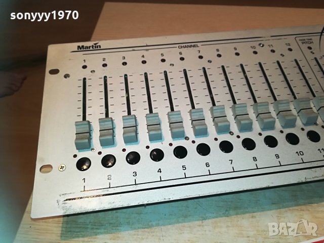martin professional freekie controller-germany 1104211035, снимка 3 - Ресийвъри, усилватели, смесителни пултове - 32504109