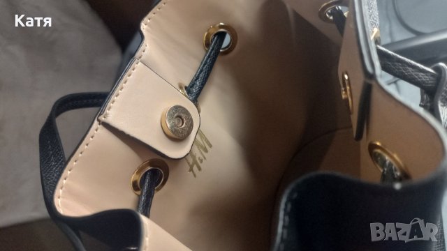 Малка черна чанта H&M.Дамска малка чанта от еко кожа, снимка 3 - Чанти - 43829308