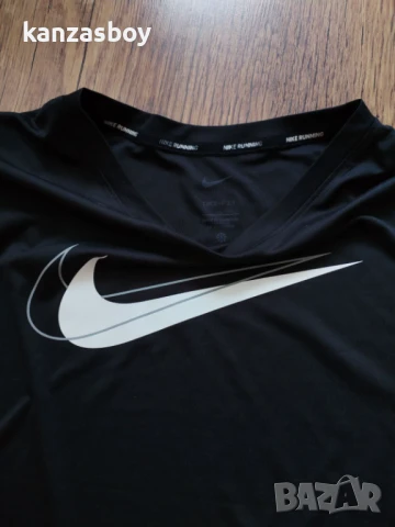 Nike Dri-FIT Swoosh Run plus size - страхотна дамска тениска 3ХЛ