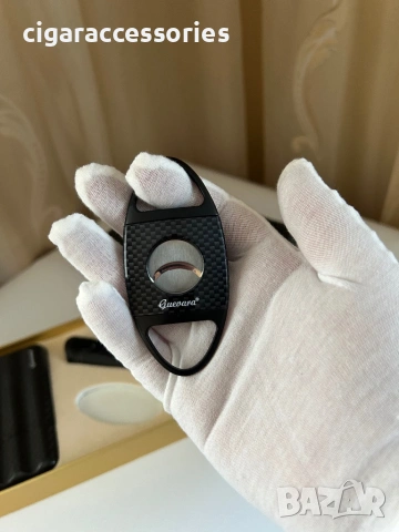 Guevara подаръчен комплект за пури – калъф, запалка и резачка, снимка 3 - Табакери - 53152694