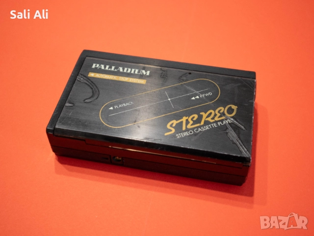 PALLADIUM Stereo Walkman 1970 ретро касетофон работещ