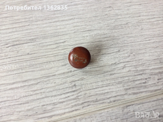 оригинална колекционерска значка на HARMONT and BLAINE куче дакел