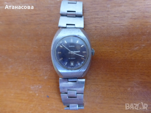 Дамски ръчен часовник ЗАРЯ 