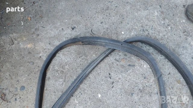 Уплътнение Багажник Рено Клио 1 (2), снимка 4 - Части - 51335264