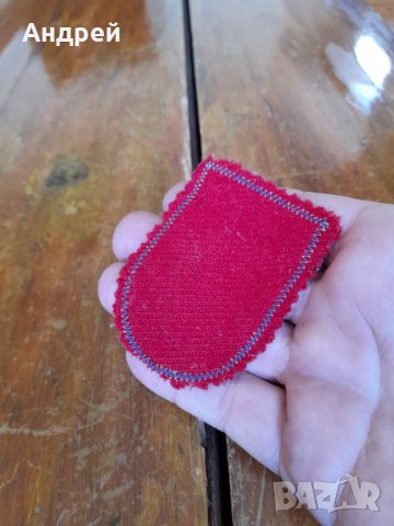 Стара училищна емблема 133 ЕСПУ Ал.Пушкин, снимка 3 - Други ценни предмети - 36731211