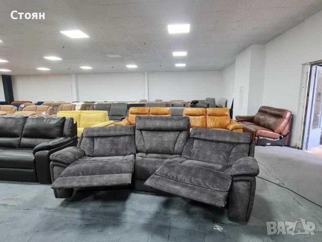 ПРОМОЦИЯ!!! Извит тъмно сив диван от плат с  релаксиращ механизъм, снимка 9 - Дивани и мека мебел - 39394232