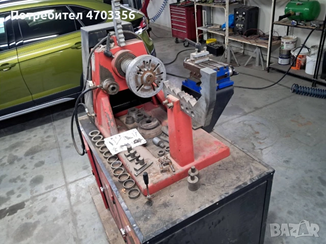 Продавам машина за изправяне на джанти, снимка 2 - Индустриална техника - 53034438