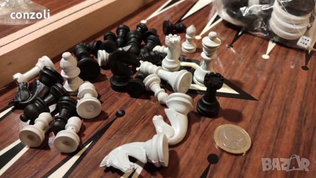Шах и табла комплект в дървена кутия, снимка 7 - Шах и табла - 27126632