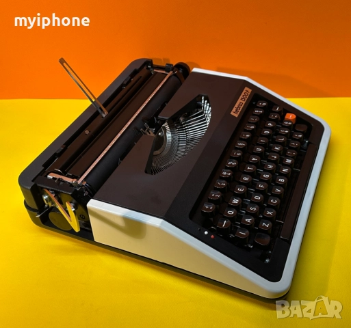 Чисто нова Пишеща Машина Хеброс 1300 Ф клавиатура Латиница QWERTY  Обслужена и смазана, снимка 3 - Антикварни и старинни предмети - 52898239
