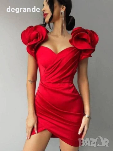 Официален модел сатенена рокля налична в бяло синьо и червено 