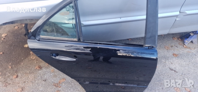 Задна дясна  врата за Mercedes w203 C-Class Седан, снимка 5 - Части - 47971577