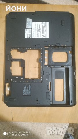 Toshiba Satellite L40-14B-долен корпус, снимка 1 - Части за лаптопи - 33303854